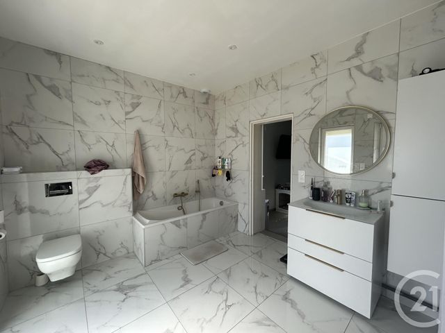 maison à louer - 5 pièces - 120.67 m2 - LES BORDES AUMONT - 10 - CHAMPAGNE-ARDENNE - Century 21 Martinot Immobilier