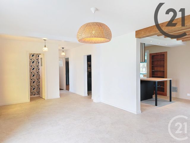 maison à louer - 5 pièces - 120.67 m2 - LES BORDES AUMONT - 10 - CHAMPAGNE-ARDENNE - Century 21 Martinot Immobilier