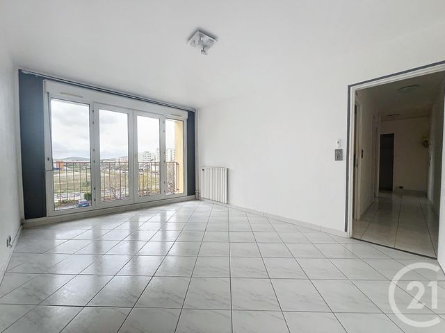 appartement - LA CHAPELLE ST LUC - 10