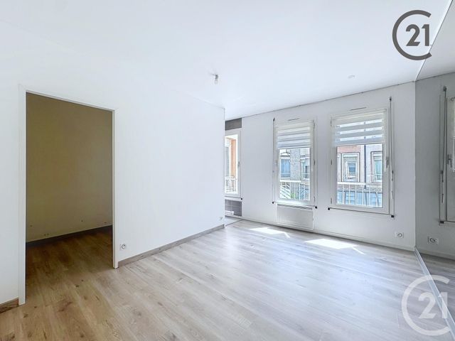 Afficher la photo en grand Appartement à vendre - 8 pièces - 150.86 m2 - TROYES - 10 - CHAMPAGNE-ARDENNE - Century 21 Martinot Immobilier