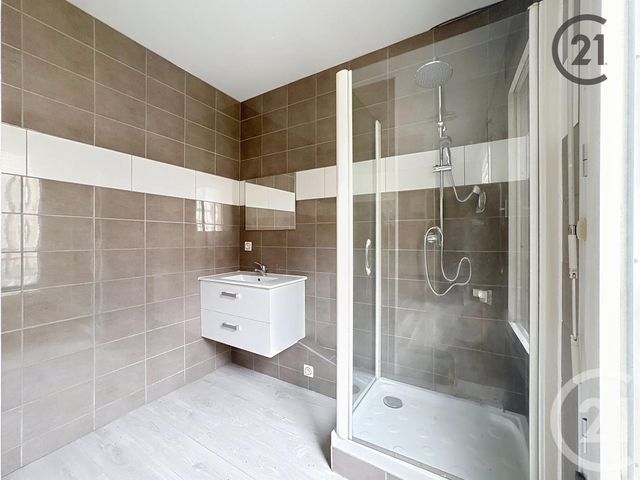 Afficher la photo en grand Appartement à vendre - 8 pièces - 150.86 m2 - TROYES - 10 - CHAMPAGNE-ARDENNE - Century 21 Martinot Immobilier