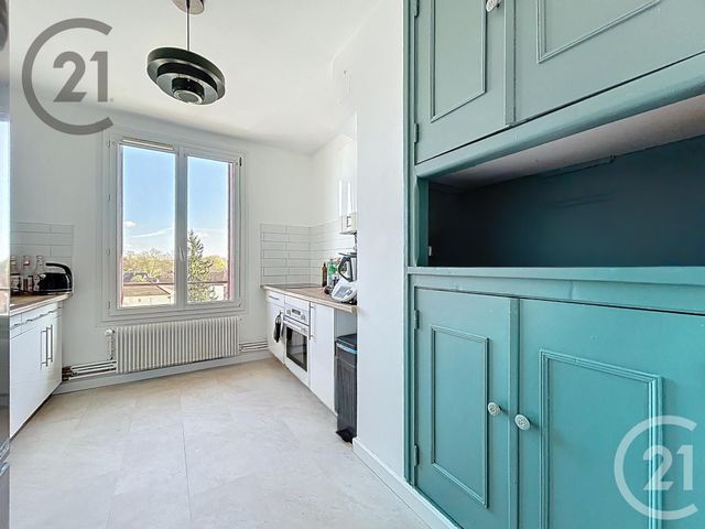 Appartement F4 à vendre - 4 pièces - 66.97 m2 - TROYES - 10 - CHAMPAGNE-ARDENNE - Century 21 Martinot Immobilier