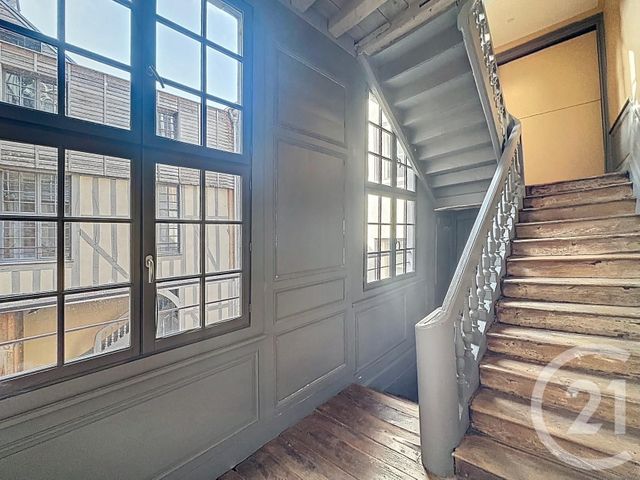 Appartement F2 à vendre - 2 pièces - 58.9 m2 - TROYES - 10 - CHAMPAGNE-ARDENNE - Century 21 Martinot Immobilier