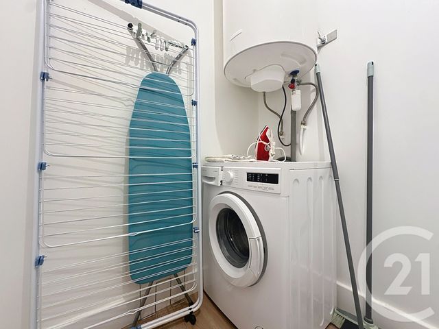 Appartement F4 à louer - 4 pièces - 75.04 m2 - ST ANDRE LES VERGERS - 10 - CHAMPAGNE-ARDENNE - Century 21 Martinot Immobilier