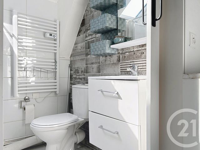 Appartement T2 à louer - 2 pièces - 24.9 m2 - TROYES - 10 - CHAMPAGNE-ARDENNE - Century 21 Martinot Immobilier