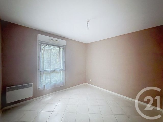 Appartement F4 à louer - 4 pièces - 88.0 m2 - STE SAVINE - 10 - CHAMPAGNE-ARDENNE - Century 21 Martinot Immobilier