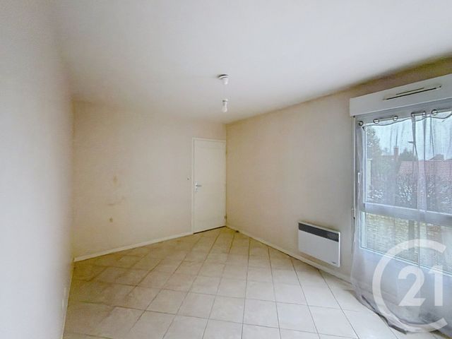 Appartement F4 à louer - 4 pièces - 88.0 m2 - STE SAVINE - 10 - CHAMPAGNE-ARDENNE - Century 21 Martinot Immobilier