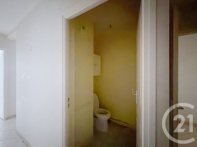 Appartement F4 à louer - 4 pièces - 88.0 m2 - STE SAVINE - 10 - CHAMPAGNE-ARDENNE - Century 21 Martinot Immobilier