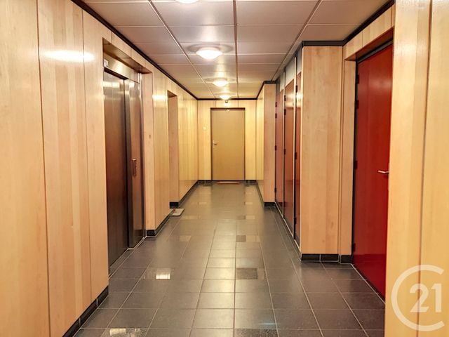 Appartement F4 à louer - 4 pièces - 88.0 m2 - STE SAVINE - 10 - CHAMPAGNE-ARDENNE - Century 21 Martinot Immobilier