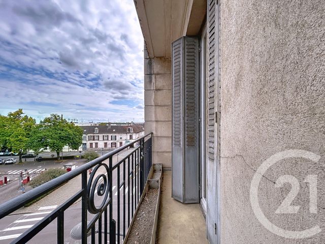 Appartement F4 à louer - 4 pièces - 63.49 m2 - TROYES - 10 - CHAMPAGNE-ARDENNE - Century 21 Martinot Immobilier