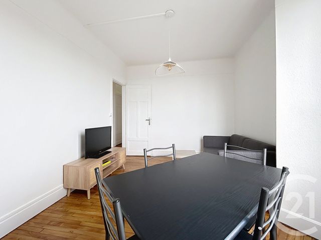 Appartement F4 à louer - 4 pièces - 63.49 m2 - TROYES - 10 - CHAMPAGNE-ARDENNE - Century 21 Martinot Immobilier