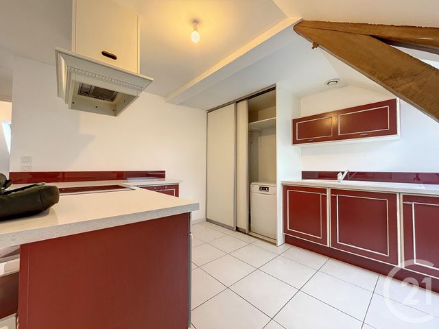 Appartement F4 à louer - 4 pièces - 63.0 m2 - TROYES - 10 - CHAMPAGNE-ARDENNE - Century 21 Martinot Immobilier