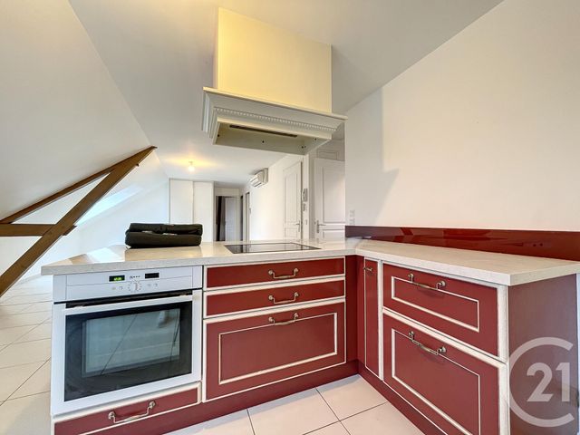 Appartement F4 à louer - 4 pièces - 63.0 m2 - TROYES - 10 - CHAMPAGNE-ARDENNE - Century 21 Martinot Immobilier