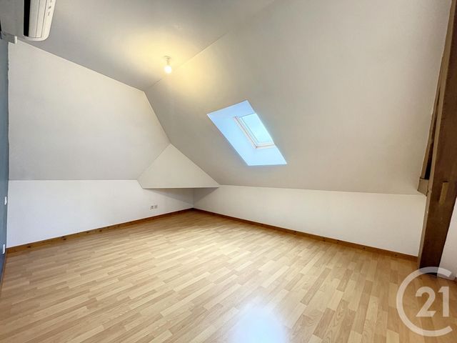 Appartement F4 à louer - 4 pièces - 63.0 m2 - TROYES - 10 - CHAMPAGNE-ARDENNE - Century 21 Martinot Immobilier