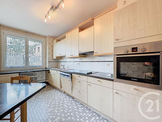 Afficher la photo en grand Appartement F5 à vendre - 5 pièces - 141.38 m2 - TROYES - 10 - CHAMPAGNE-ARDENNE - Century 21 Martinot Immobilier