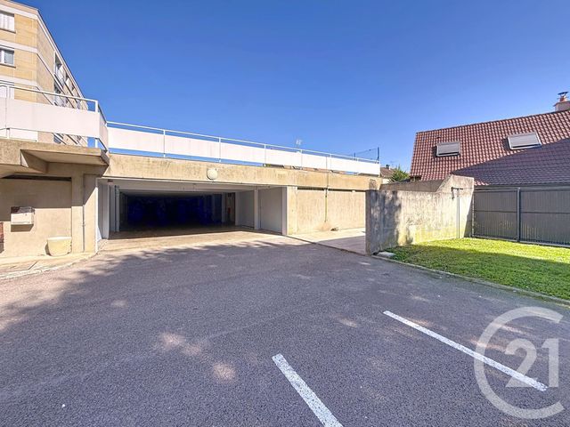 Afficher la photo en grand Appartement F4 à vendre - 4 pièces - 76.0 m2 - TROYES - 10 - CHAMPAGNE-ARDENNE - Century 21 Martinot Immobilier