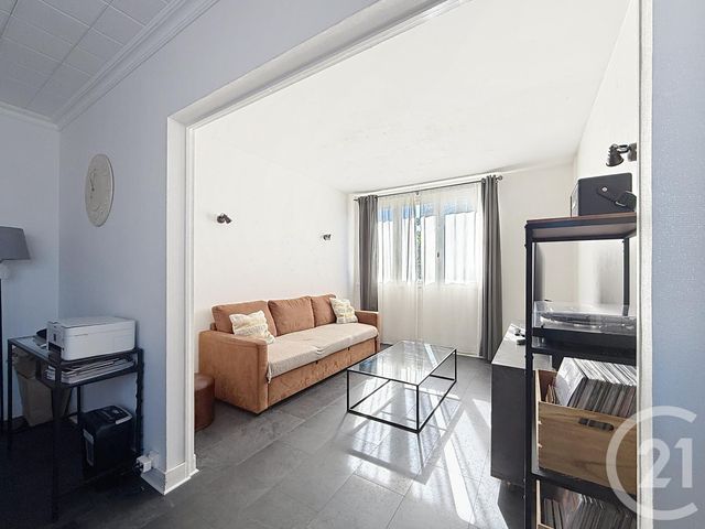 Afficher la photo en grand Appartement F4 à vendre - 4 pièces - 76.0 m2 - TROYES - 10 - CHAMPAGNE-ARDENNE - Century 21 Martinot Immobilier
