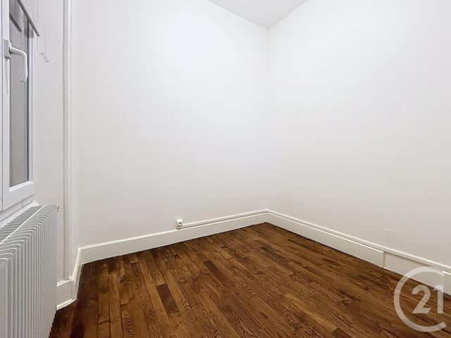 Appartement à louer - 2 pièces - 47.0 m2 - LA CHAPELLE ST LUC - 10 - CHAMPAGNE-ARDENNE - Century 21 Martinot Immobilier