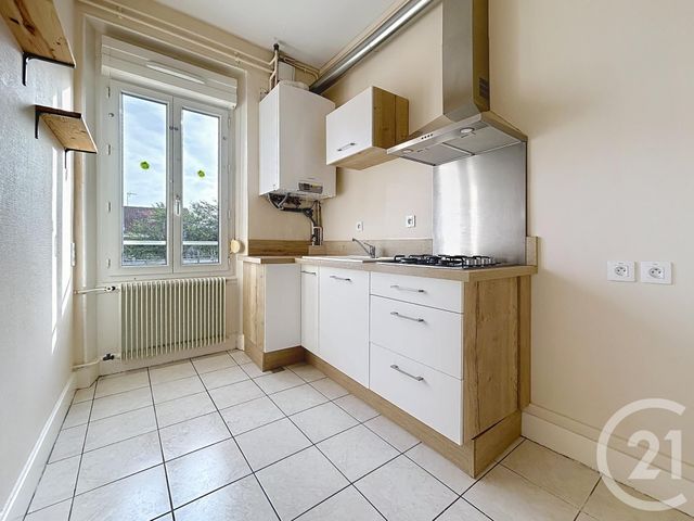 Appartement à louer LA CHAPELLE ST LUC