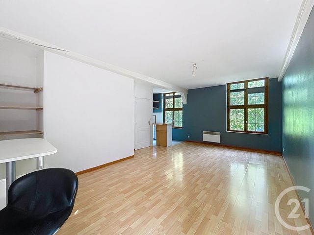 Appartement F2 à louer - 2 pièces - 46.0 m2 - TROYES - 10 - CHAMPAGNE-ARDENNE - Century 21 Martinot Immobilier