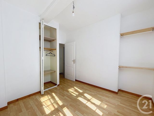 Appartement F2 à louer - 2 pièces - 46.0 m2 - TROYES - 10 - CHAMPAGNE-ARDENNE - Century 21 Martinot Immobilier