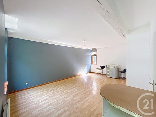 Appartement F2 à louer - 2 pièces - 46.0 m2 - TROYES - 10 - CHAMPAGNE-ARDENNE - Century 21 Martinot Immobilier