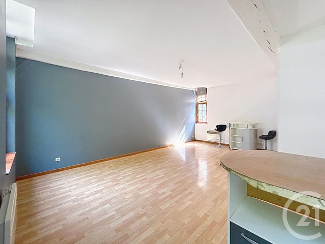 Appartement F2 à louer - 2 pièces - 46.0 m2 - TROYES - 10 - CHAMPAGNE-ARDENNE - Century 21 Martinot Immobilier