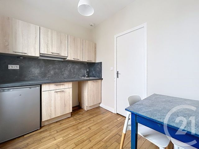 Appartement F1 à louer - 1 pièce - 25.0 m2 - TROYES - 10 - CHAMPAGNE-ARDENNE - Century 21 Martinot Immobilier