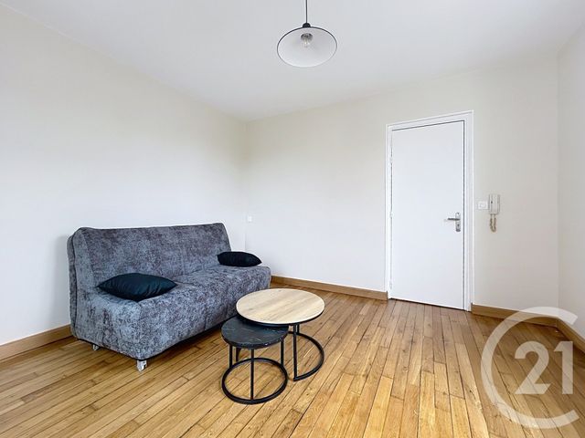 Appartement F1 à louer - 1 pièce - 25.0 m2 - TROYES - 10 - CHAMPAGNE-ARDENNE - Century 21 Martinot Immobilier