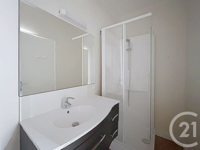 Appartement F1 à louer - 1 pièce - 25.0 m2 - TROYES - 10 - CHAMPAGNE-ARDENNE - Century 21 Martinot Immobilier
