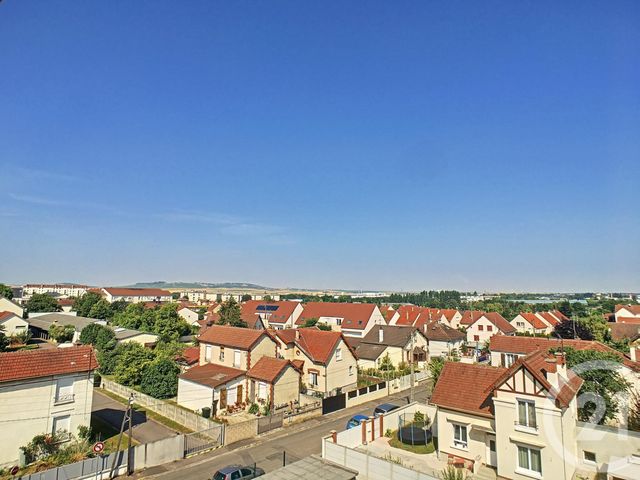 Appartement à vendre - 3 pièces - 62.0 m2 - LA CHAPELLE ST LUC - 10 - CHAMPAGNE-ARDENNE - Century 21 Martinot Immobilier