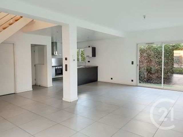 maison à louer - 6 pièces - 150.0 m2 - LA RIVIERE DE CORPS - 10 - CHAMPAGNE-ARDENNE - Century 21 Martinot Immobilier