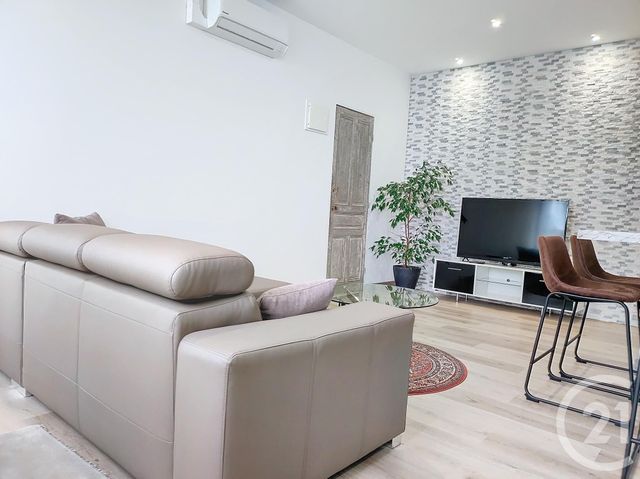Appartement T2 à louer - 2 pièces - 47.77 m2 - ST PARRES AUX TERTRES - 10 - CHAMPAGNE-ARDENNE - Century 21 Martinot Immobilier