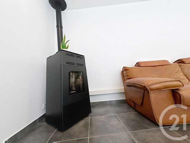 Appartement F2 à louer - 2 pièces - 51.6 m2 - ST PARRES AUX TERTRES - 10 - CHAMPAGNE-ARDENNE - Century 21 Martinot Immobilier