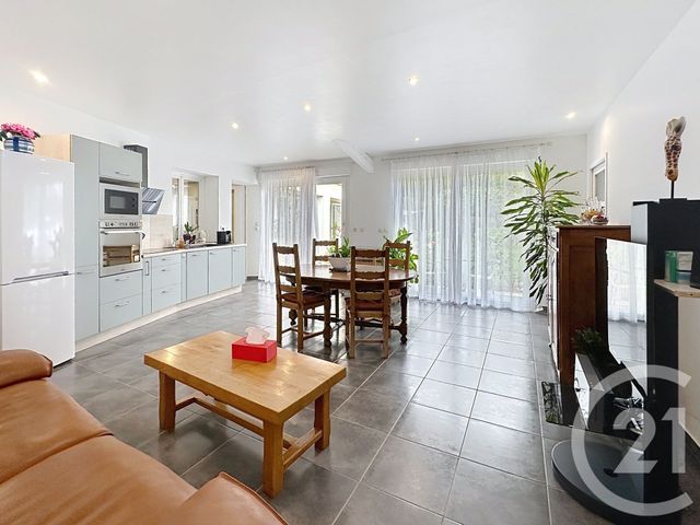 Appartement F2 à louer - 2 pièces - 51.6 m2 - ST PARRES AUX TERTRES - 10 - CHAMPAGNE-ARDENNE - Century 21 Martinot Immobilier