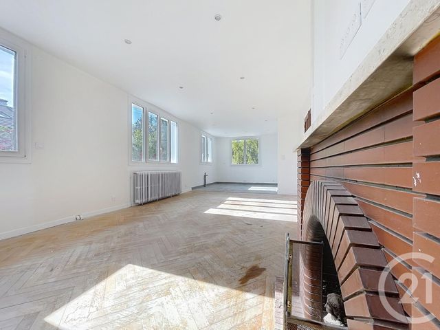 maison à vendre - 5 pièces - 109.98 m2 - ST ANDRE LES VERGERS - 10 - CHAMPAGNE-ARDENNE - Century 21 Martinot Immobilier