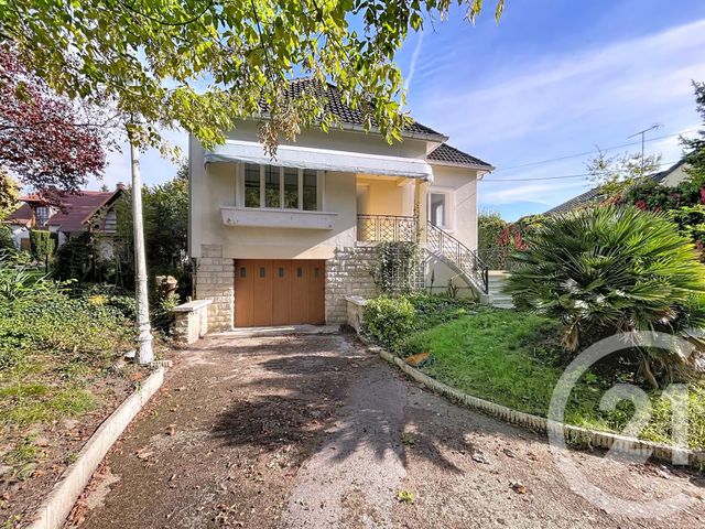 maison à vendre - 5 pièces - 109.98 m2 - ST ANDRE LES VERGERS - 10 - CHAMPAGNE-ARDENNE - Century 21 Martinot Immobilier