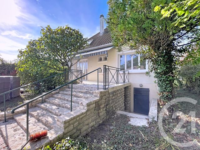 maison à vendre - 5 pièces - 109.98 m2 - ST ANDRE LES VERGERS - 10 - CHAMPAGNE-ARDENNE - Century 21 Martinot Immobilier