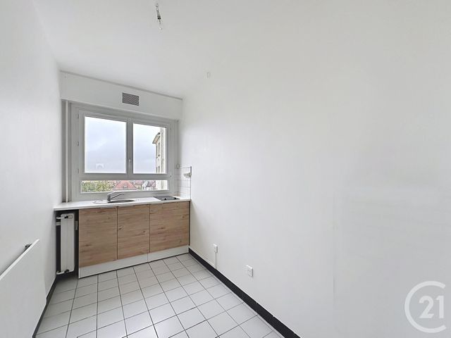 Appartement F2 à vendre - 2 pièces - 65.59 m2 - TROYES - 10 - CHAMPAGNE-ARDENNE - Century 21 Martinot Immobilier