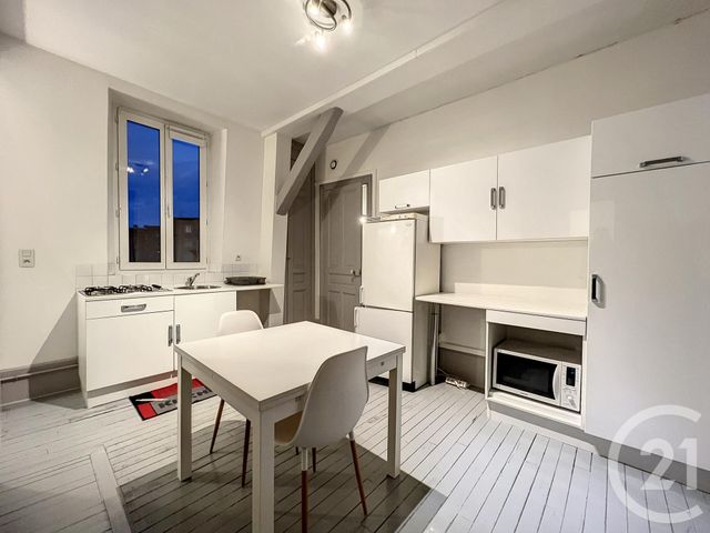 Appartement F2 à vendre - 2 pièces - 50.32 m2 - TROYES - 10 - CHAMPAGNE-ARDENNE - Century 21 Martinot Immobilier