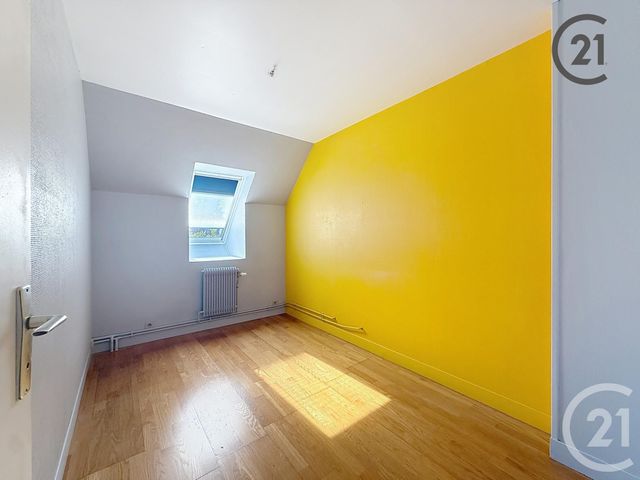 maison à vendre - 5 pièces - 88.0 m2 - ST JULIEN LES VILLAS - 10 - CHAMPAGNE-ARDENNE - Century 21 Martinot Immobilier