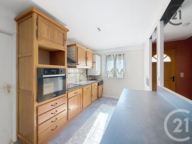 maison à vendre - 5 pièces - 88.0 m2 - ST JULIEN LES VILLAS - 10 - CHAMPAGNE-ARDENNE - Century 21 Martinot Immobilier