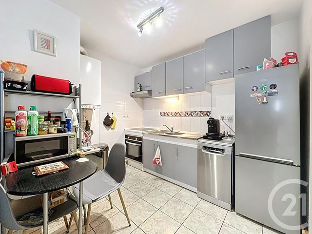 Afficher la photo en grand Appartement T2 à vendre - 2 pièces - 53.0 m2 - TROYES - 10 - CHAMPAGNE-ARDENNE - Century 21 Martinot Immobilier