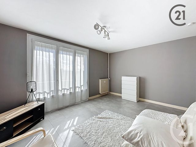 Appartement F1 à vendre - 1 pièce - 33.5 m2 - STE SAVINE - 10 - CHAMPAGNE-ARDENNE - Century 21 Martinot Immobilier