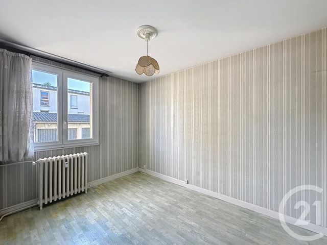 Appartement à vendre - 3 pièces - 49.0 m2 - TROYES - 10 - CHAMPAGNE-ARDENNE - Century 21 Martinot Immobilier