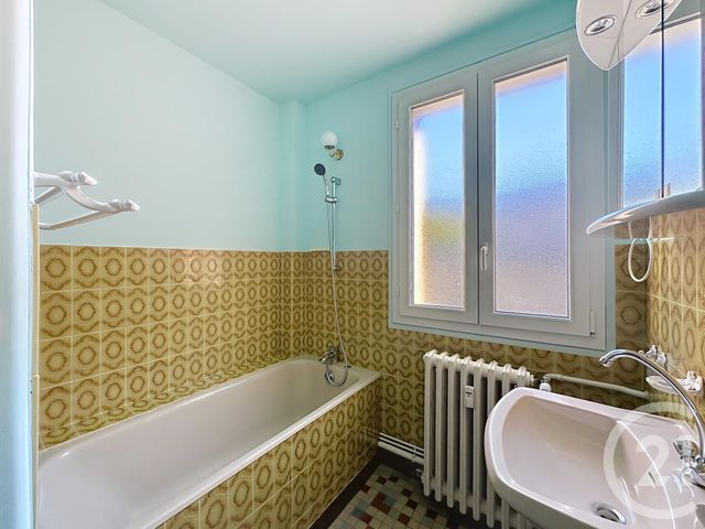 Appartement à vendre - 3 pièces - 49.0 m2 - TROYES - 10 - CHAMPAGNE-ARDENNE - Century 21 Martinot Immobilier