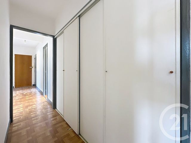 Appartement F4 à vendre - 4 pièces - 72.0 m2 - TROYES - 10 - CHAMPAGNE-ARDENNE - Century 21 Martinot Immobilier