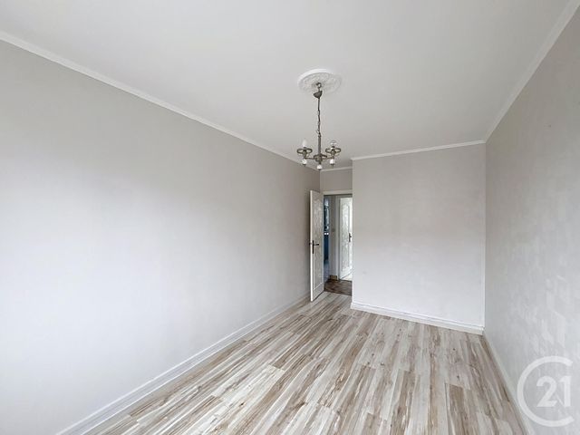 Appartement F3 à louer - 3 pièces - 65.52 m2 - 10 - CHAMPAGNE-ARDENNE - Century 21 Martinot Immobilier