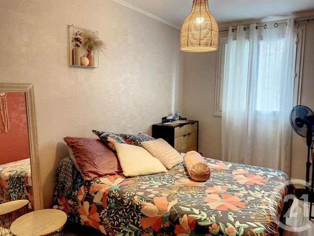 Appartement F3 à louer - 3 pièces - 65.52 m2 - 10 - CHAMPAGNE-ARDENNE - Century 21 Martinot Immobilier