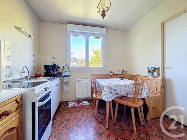 Afficher la photo en grand Appartement à vendre - 3 pièces - 70.09 m2 - TROYES - 10 - CHAMPAGNE-ARDENNE - Century 21 Martinot Immobilier